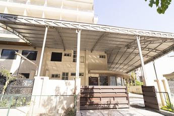 HelloWorld HomeStay srp image