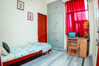 HelloWorld Tapovan — photo 1 of 1