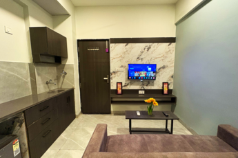 HelloWorld Legend srp image