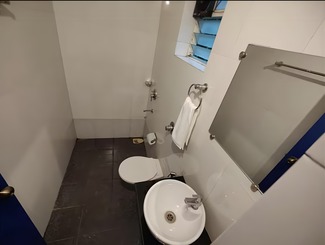 HelloWorld RiverBankInn