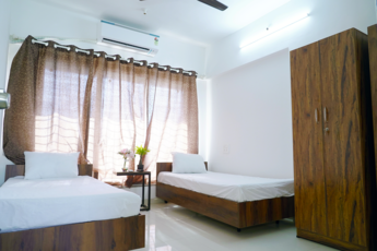 HelloWorld VardhmanHeights srp image