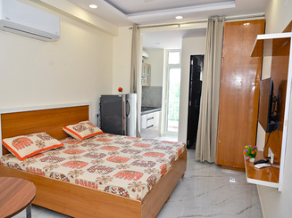 HelloWorld Evoque srp image