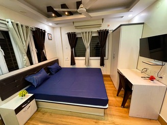 HelloWorld Royal srp image