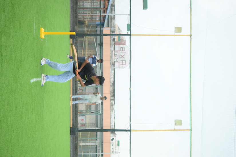 Playing with full energy. 🏏